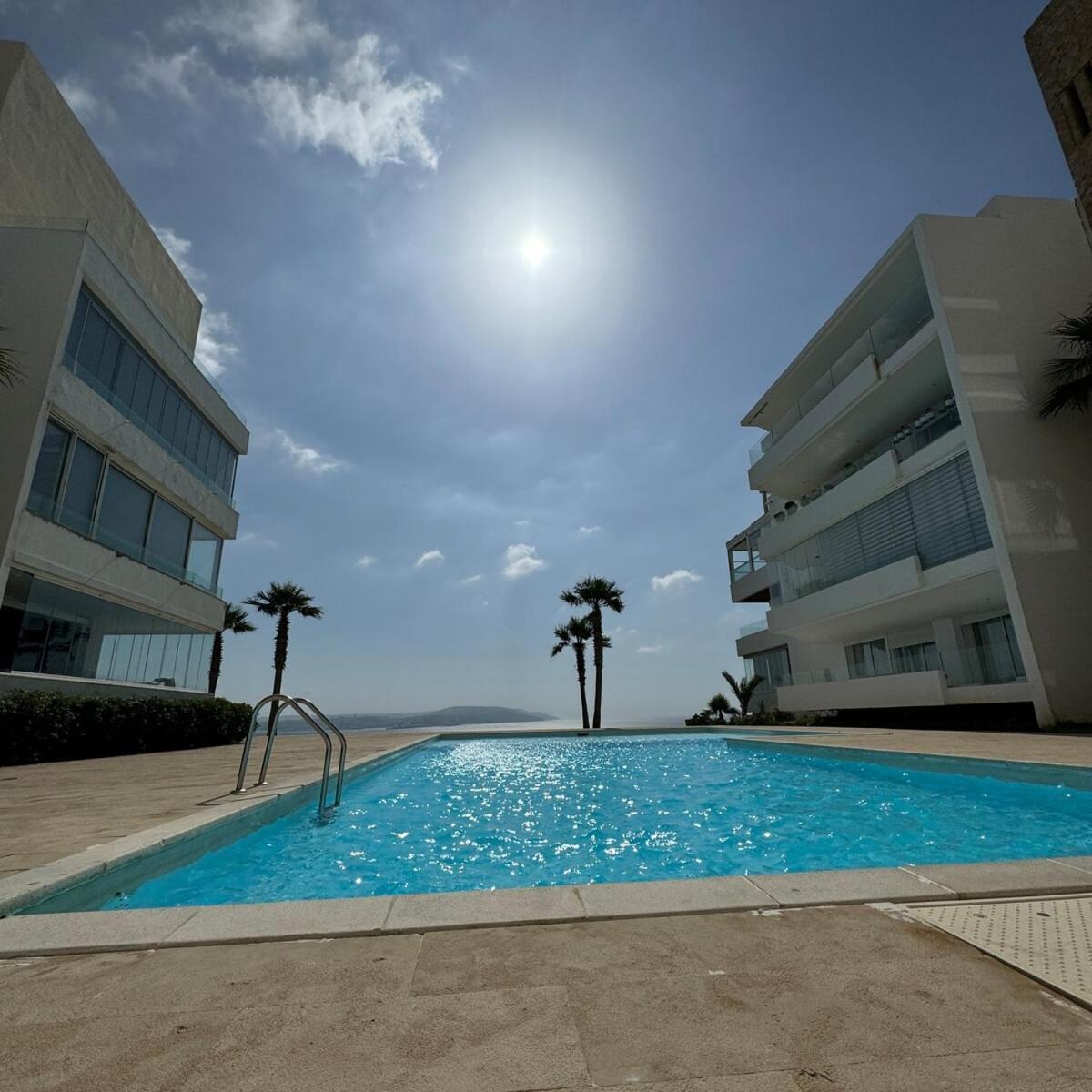 Beachside, Pool Access In * Tanger