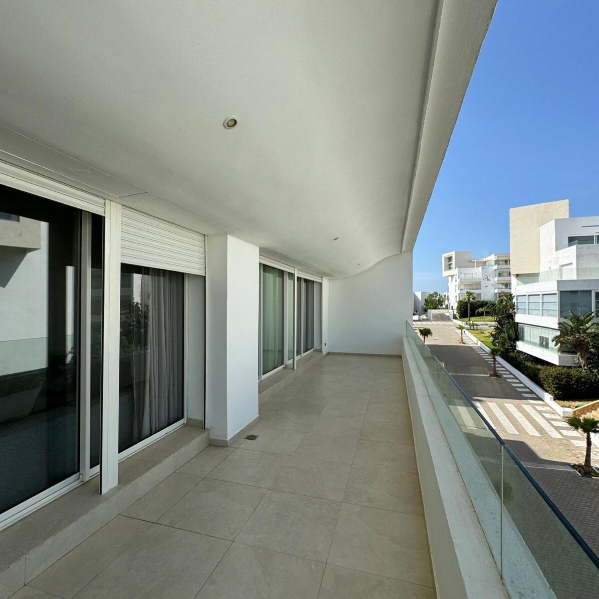 Beachside, Pool Access In * Tanger
