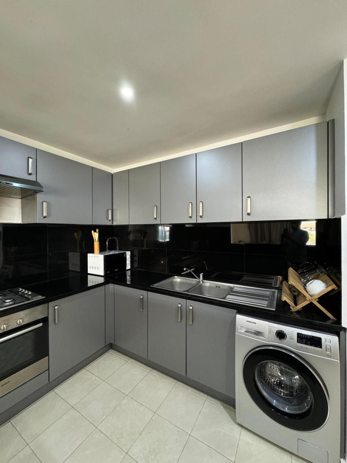Appartement Beachside, Pool Access In *